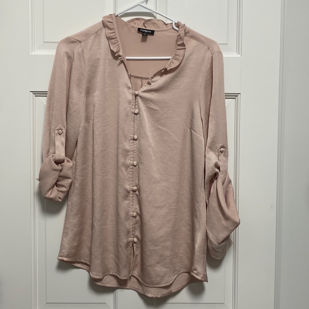 Blush button down